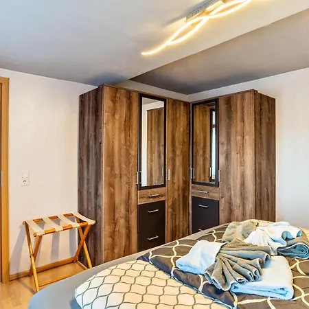Schumacher Apartment *